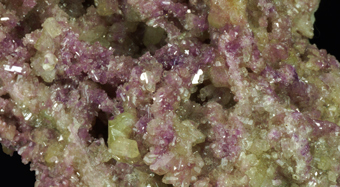 Vesuvianite - Jeffrey mine, Asbestos, Qu�bec, Canada