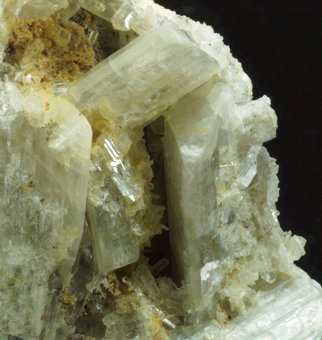 Hambergite - Anjanabonoina, Betafo, Vakinankaratra, Madagascar