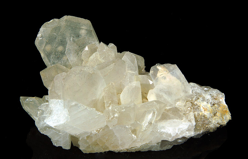 Quartz (Macle), Rosario Mabel claim, Pampa Blanca, Huancavelica, Peru