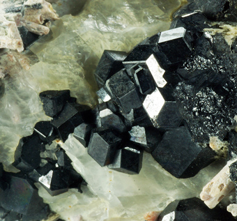 Melanite Garnet - Imilchil, Errachidia, Dr�a-Tafilalet, Morocco