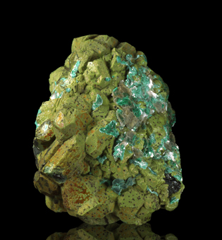 Mushistonite on Kesterite - Mt Xuebaoding, Sichuan, China