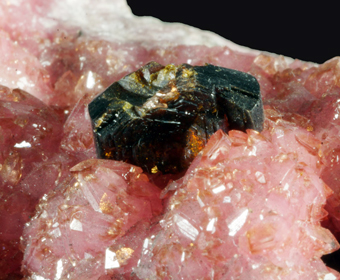 Shigaite, Rhodochrosite - N'Chwaning I mine, South Africa