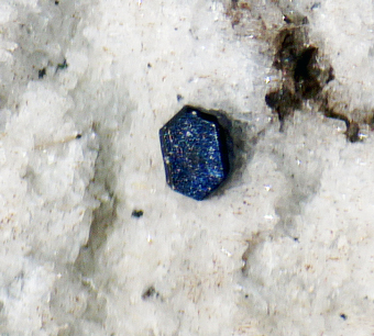 Osumilite-(Mg) - Hiji, Hayami District, Oita Prefecture, Japan