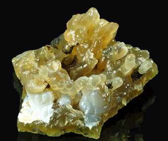 Quartz var. calcedony - Mt San Matteo, Ploaghe, Sardinia, Italy