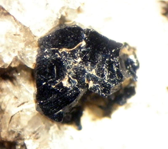 Osumilite and Tridimite, Osilo quarries, Sardinia, Italy