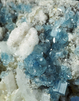 Bertrandite with Fluorapatite on Albite, Machad�o pegmatite, Doce valley, Minas Gerais, Brazil