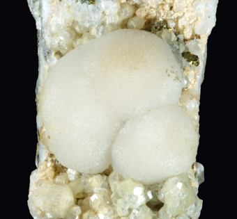 Calcite on Chalcopyrite and Galena - Cavnic mine, Cavnic, Romania