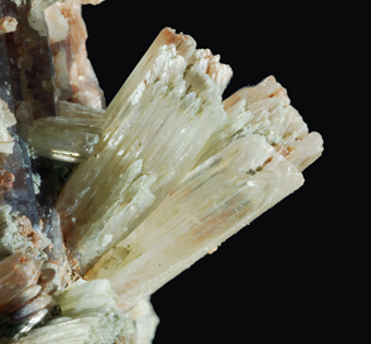 Aragonite - Lapesquera, Cuenca, Spain