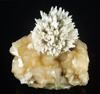 Mordenite on Stilbite - Aurangabad district, Maharastra, India