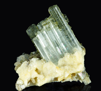 Beryll var. Aquamarine - Minais Gerais, Brazil