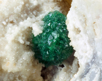 Variscite - Ribeir�o Cascalheira, Mato Grosso, Brazil