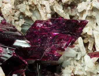 Erythrite, Quartz- Bou Azer, Souss-Massa-Dra� Region, Morocco