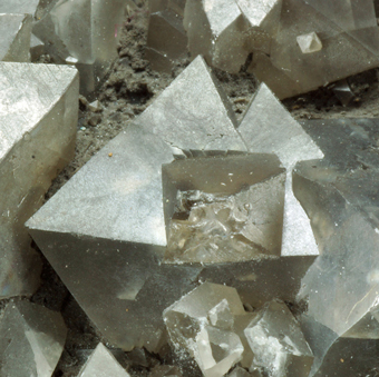 Senarmontite (TL) - Djebel Hammimat mine, Ain Babouche, Constantine Province, Algerien