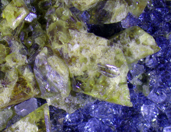 Arrojadite-(KFe) - Crosscut Creek, Rapid Creek, Yukon, Canada