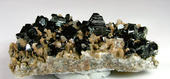 Ilvaite on Quartz - Dal'negorsk (Dalnegorsk; Tetyukhe; Tjetjuche; Tetjuche), Kavalerovo Mining District, Primorskiy Kray, Far-Eastern Region, Russia