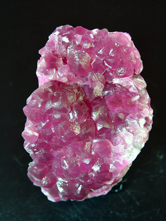 Calcite var. Cobaltoan Calcite - Agoudal, Bou Azer District (Bou Azzer District), Tazenakht, Ouarzazate Province, Souss-Massa-Dra� Region, Morocco