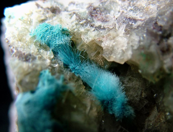 Khaidarkanite - Khaidarkan Sb-Hg deposit (Chaidarkan), Fergana Valley, Alai Range (Alay Range), Osh Oblast, Kyrgyzstan