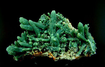 Prase Quartz with Hematite - Serifos Island (Seriphos), Cyclade Islands (Cyclades; Kikladhes; Nomos Kikladhon), Kykl�des Prefecture, Aegean Islands Department (Aiya�on), Greece