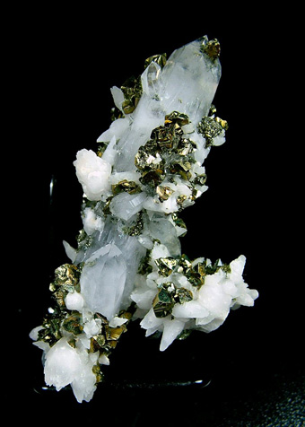 Chalcopyrite and Calcite on Quartz - Cavnic Mine (Kapnikb�nya), Cavnic (Kapnic; Kapnik), Maramureș Co., Romania
