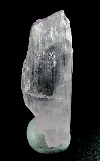Spodumene var. Kunzite - Urucum claim (C�rrego do Urucum pegmatite), Galil�ia, Minas Gerais, Brazil