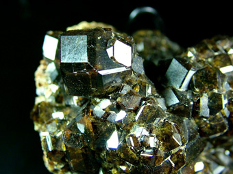 Andradite - Sinerechenskoe skarn occurrence (Sinerechenskoye; Sineretschenskoye; Sinerechenskiy Mine; Blue River; Sinja Rechka - Chuguyevka district), Kavalerovo Mining District, Primorskiy Kray, Far-Eastern Region, Russia