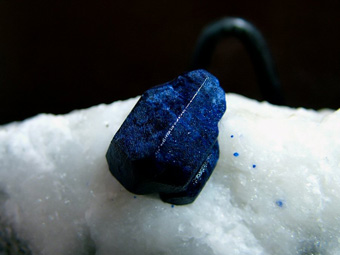 Lazurite - Sar-e Sang (Sar Sang; Sary Sang), Koksha Valley (Kokscha Valley; Kokcha Valley), Khash & Kuran Wa Munjan Districts, Badakhshan Province (Badakshan Province; Badahsan Province), Afghanistan