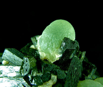 Prehnite with Epidote and Stilbite - Diakon Commune, Arrondissement of Diakon, Bafoulab� Cercle, Kayes Region, Mali