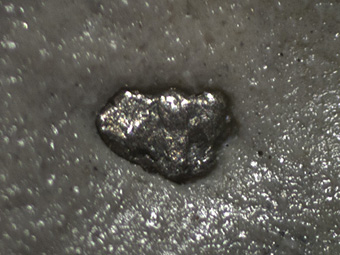 Iridium, var Osmiridium (Newjanskite) - Neiva River, Nizhnii Tagil, Sverdlovskaya Oblast', Middle Urals, Urals Region, Russia
