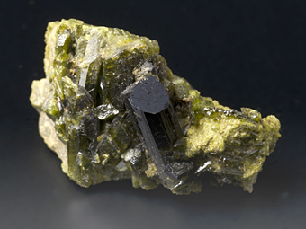 Epidote - Bellecombe, Valle d'Aosta, Italy
