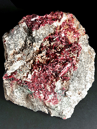 Erythrite - Bou Azzer mining district, Dr�a-Tafilalet Region, Morocco