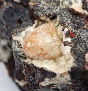 Harmotome - Fitt�, Soave, province of Verona, Veneto, Italy