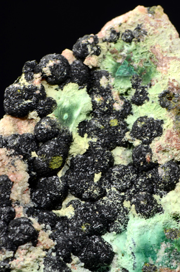 Vesignieite - Mashamba West Mine, Kolwezi District, Katanga, Democratic Republic of Congo