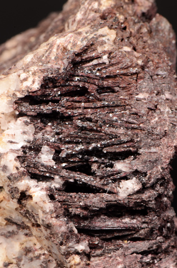 Piemontite - Praborna Mine, Saint Marcel, Aosta Valley - Italy