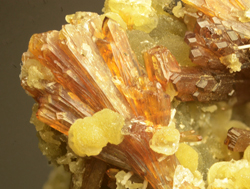 Zanazziite and Eosphorite - Ilha claim, Taquaral, Itinga, Minas Gerais, Brazil