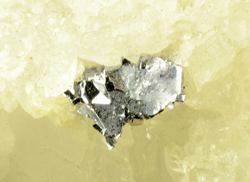 Tungstenite - Crevoladossola quarry, Val d'Ossola, Piemonte, Italy