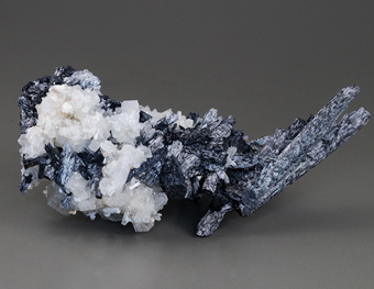 Foitite and beryl  - farm Erongorus - Erongo Mts. - Omaruru distr. - Erongo reg. - Namibia