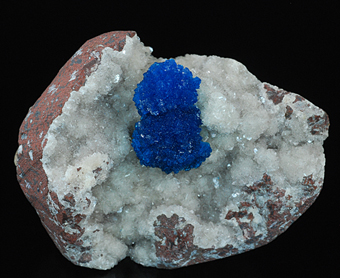 Cavansite and stilbite - Wagholi quarry - Poona distr. - Maharastra state - India