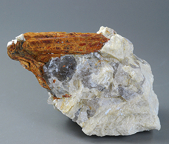 Niobophyllite and quartz - Mount Malosa - Zomba Distr. - Malawi
