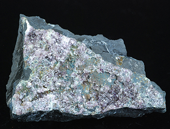 Fluellite and metavarescite - Azc�rate Quarry - Eugui - Ester�bar - Navarre - Spain