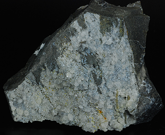 Offretite and chabazite-Ca - Lake Arno - Alta Val Saviore - Adamello Massif - Brescia prov. - Lombardy - Italy