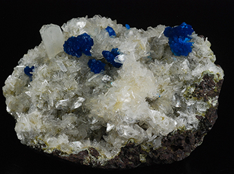 Cavansite, stilbite and heulandite -  Wagholi quarry - Poona distr. - Maharastra state - India