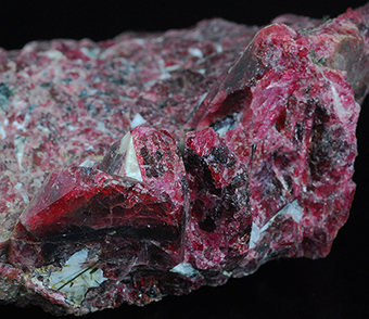Eudialyte - Eveslogchorr Mt - Khibiny Massif - Kola Peninsula - Murmanskaja Oblast' - Northern Region - Russia
