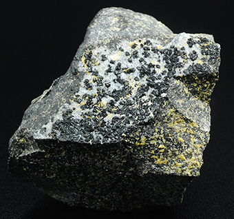 Povondraite - San Francisco mine - Cristalmayu valley - Cristalmayu - Cristalmayu subdistr. - Alto Chapare Distr. - Chapare prov. - Cochabamba Dept. - Bolivia