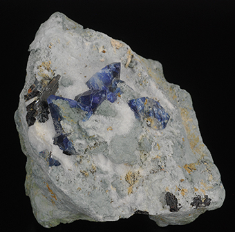 Benitoite and neptunite - Dallas Gem Mine - Dallas Gem Mine area - San Benito River headwaters area - New Idria District - Diablo Range - San Benito Co. - California - USA