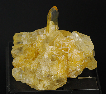 Gypsum (var. selenite) and halite - Salinas de Otuma - Pisco - Parrasco - Per�