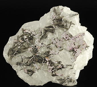 Pumpellyite-(Mg) - Saranovskii mine - Saranovskaya Village - Gornozavodskii area - Permskaya Oblast' - Middle Urals - Urals Region - Russia