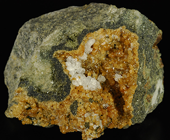 Davyne, grenats and vesuvianite - San Vito quarry - San Vito - Ercolano - Monte Somma - Somma-Vesuvius Complex - Naples Province - Campania - Italy