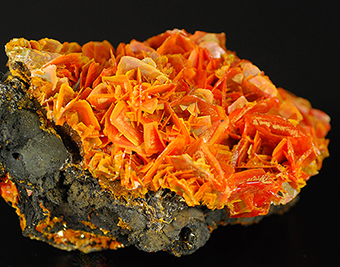Wulfenite - Jianshan mine - Kurugtag Mts - Xinjiang reg. - China