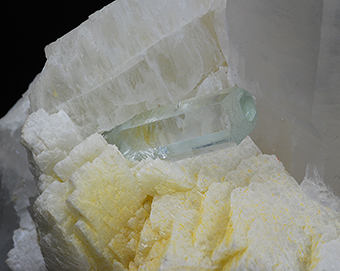 Beryl var. aquamarine � Nagar � Hunza Valley � Gilgit Distr. - Gilgit-Baltistan � Pakistan