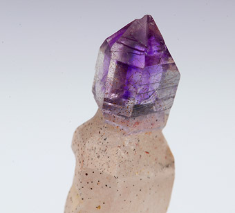 Scepter Quartz var. Amethist - Andilamena - Madagascar